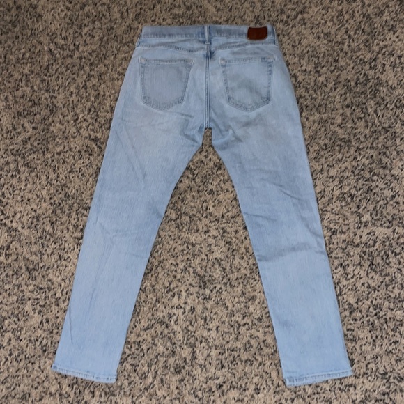 Abercrombie & Fitch Langdon Slim Light Wash Jean - Picture 2 of 2